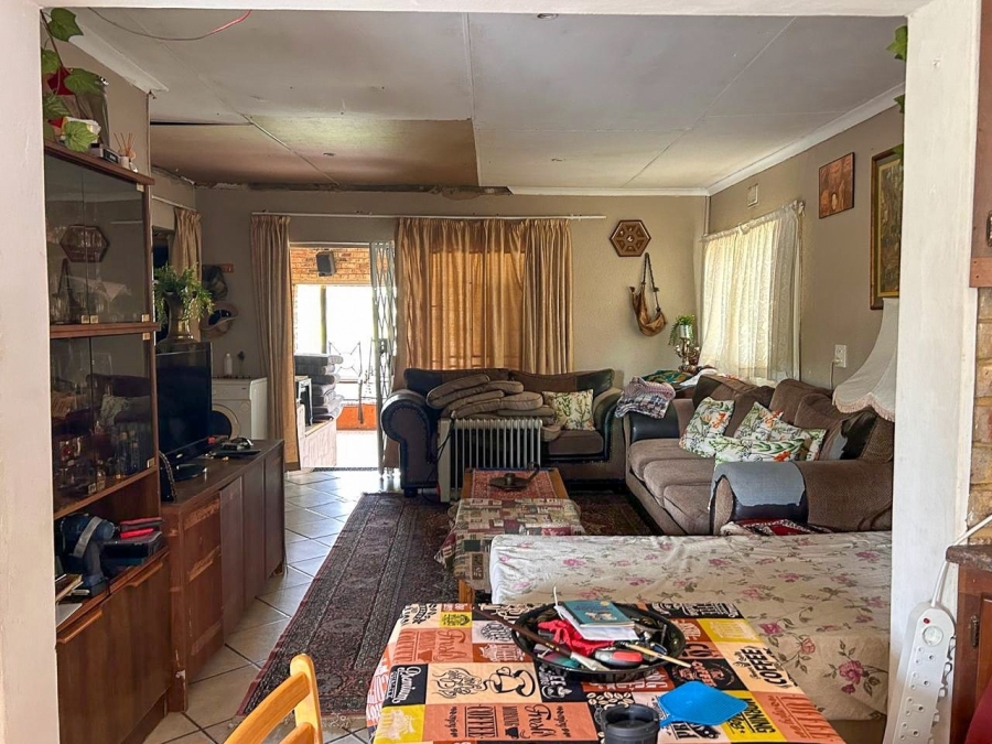 3 Bedroom Property for Sale in Lindequesdrif North West